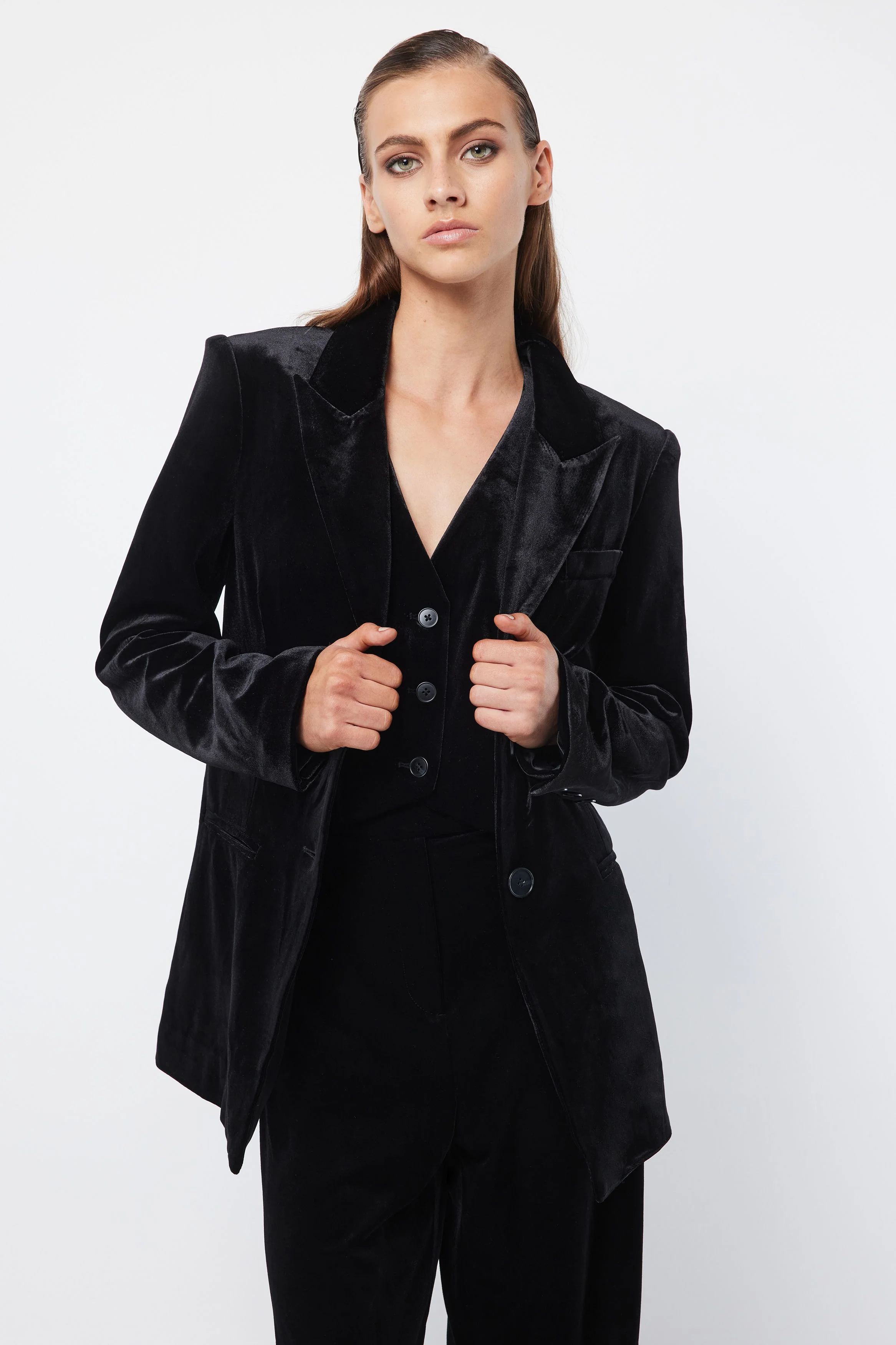 Eulalie Velvet Blazer - Image 3