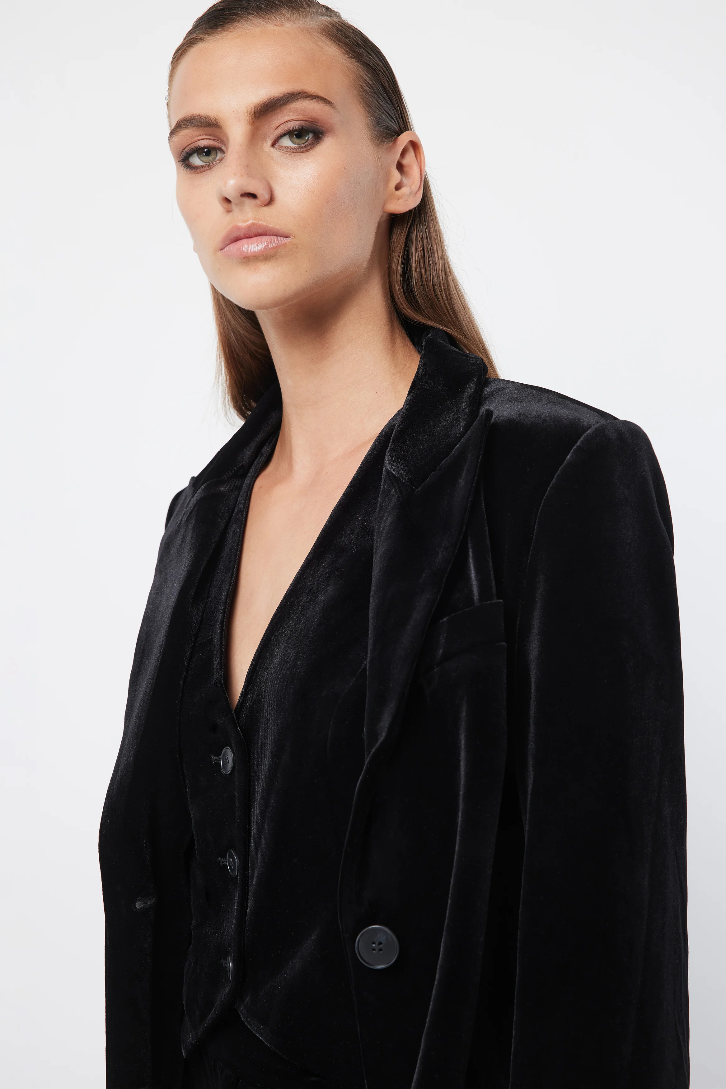 Eulalie Velvet Blazer - Image 4