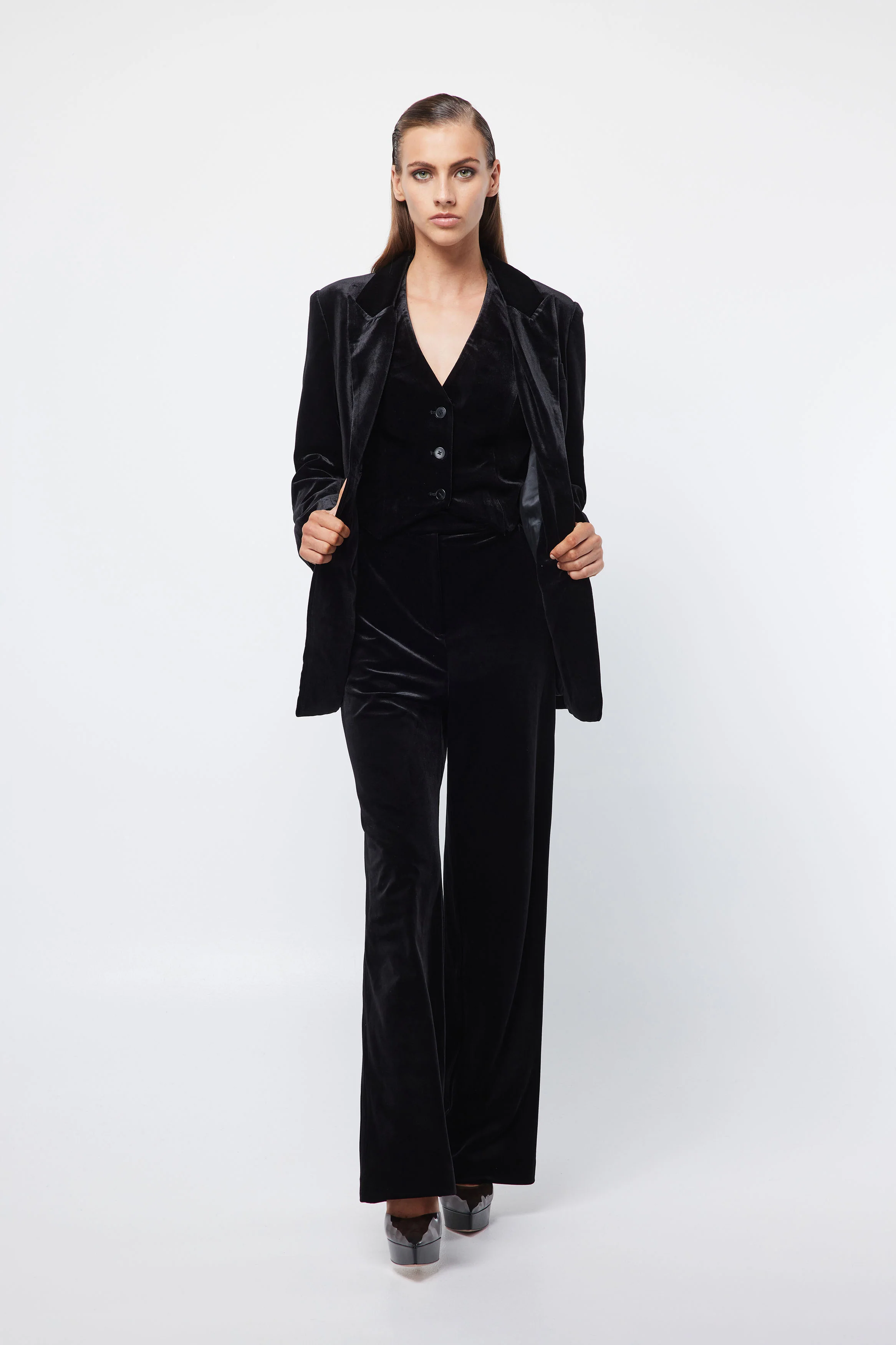 Eulalie Velvet Blazer - Image 6
